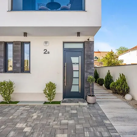 アパート 2 Bedroom Gorgeous In *