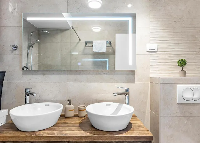 2 Bedroom Gorgeous In Lejlighed Jezera