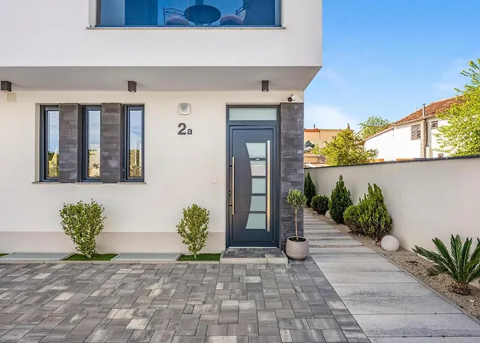 Lejlighed 2 Bedroom Gorgeous In *